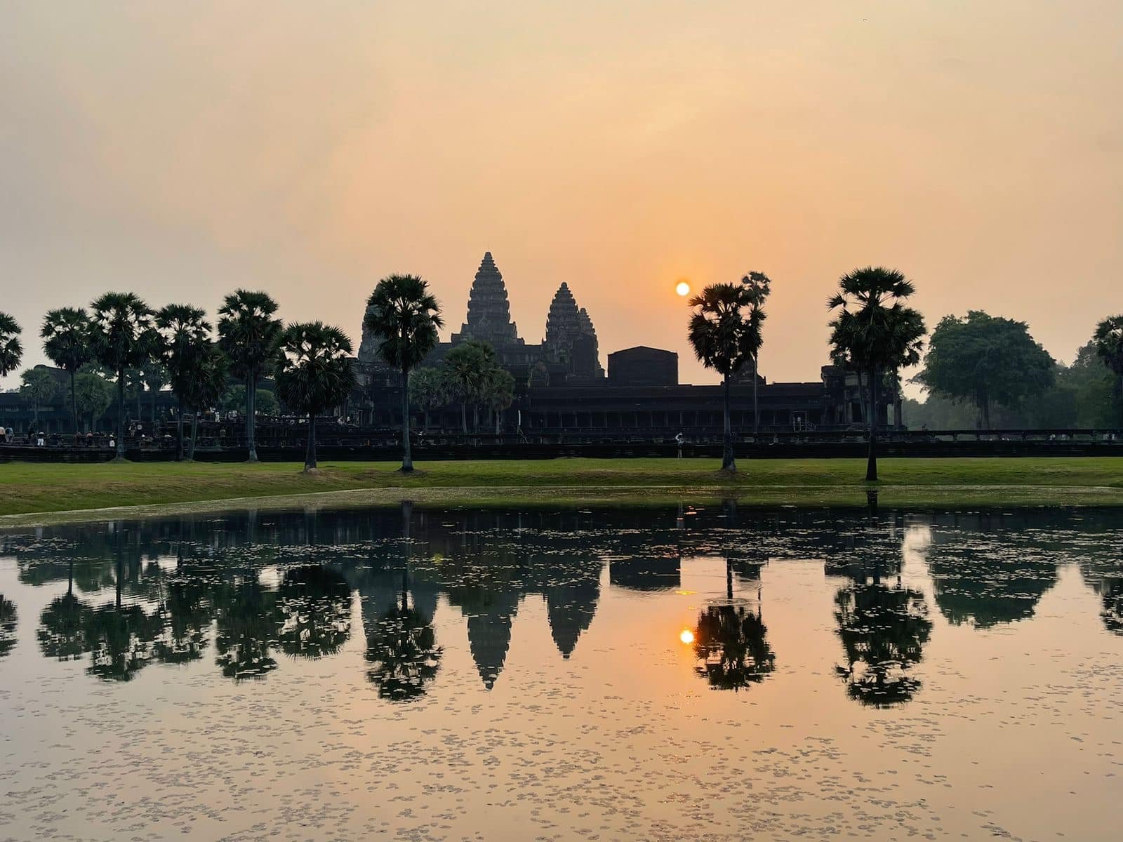 Phnom Penh Cycling To Siem Reap and Pailin Border 7 Days
